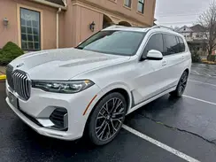 5UXCX4C5XKLS38610 2019 BMW X7