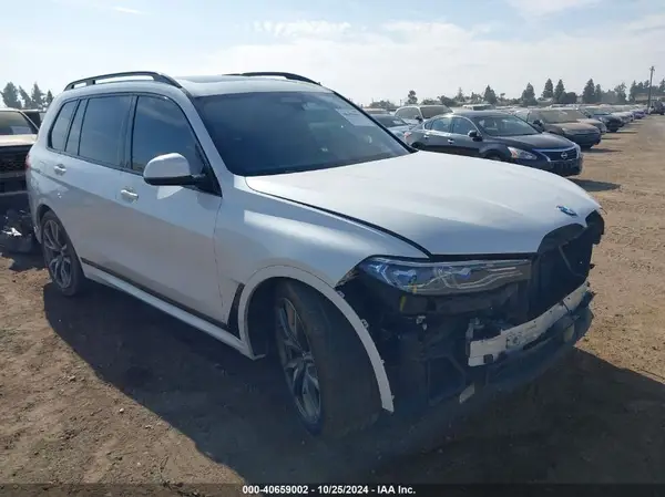 5UXCX6C00L9C29335 2020 BMW X7 - Image 1