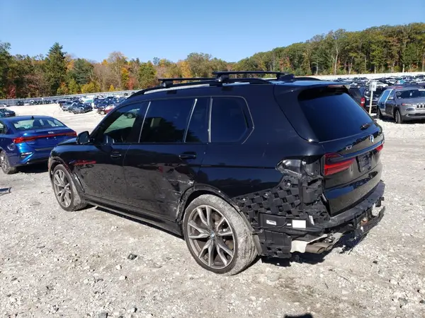 5UXCX6C00LLE35905 2020 BMW X7 - Image 2