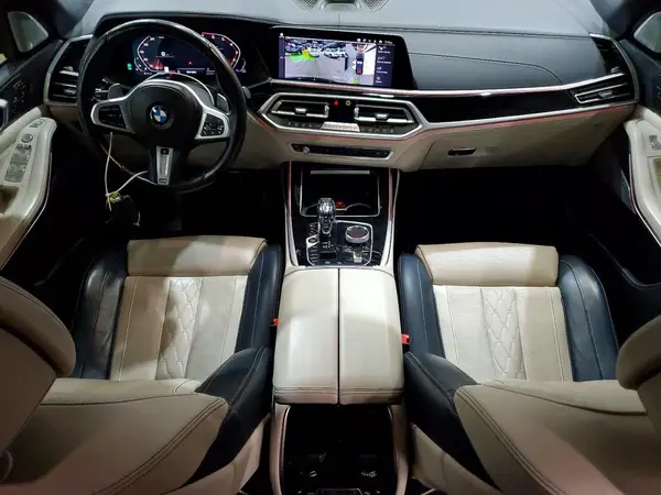 5UXCX6C00LLE35984 2020 BMW X7 - Image 8