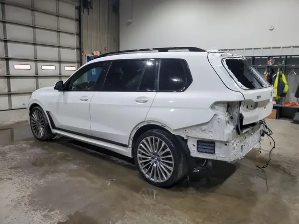5UXCX6C00M9F17552 2021 BMW X7 - Image 2
