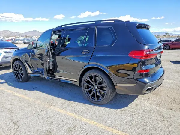 5UXCX6C01L9B29518 2020 BMW X7 - Image 2