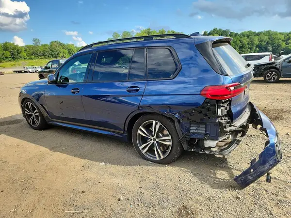 5UXCX6C01L9C67608 2020 BMW X7 - Image 2