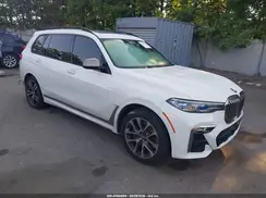 5UXCX6C01M9E61735 2021 BMW X7