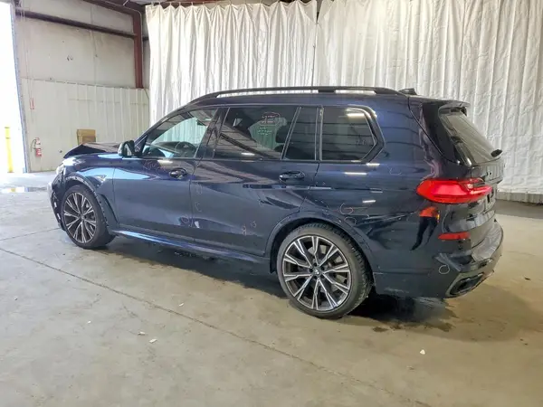 5UXCX6C01N9L67322 2022 BMW X7 - Image 2