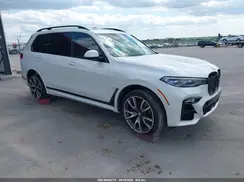 5UXCX6C02L9C38182 2020 BMW X7