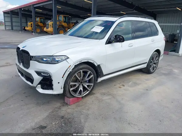 5UXCX6C02L9C38182 2020 BMW X7 - Image 2