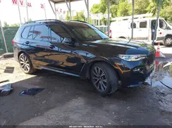 5UXCX6C02N9M97304 2022 BMW X7