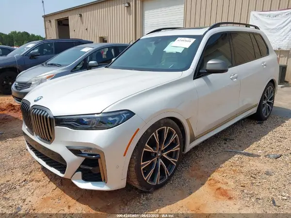 5UXCX6C03L9C78190 2020 BMW X7 - Image 2
