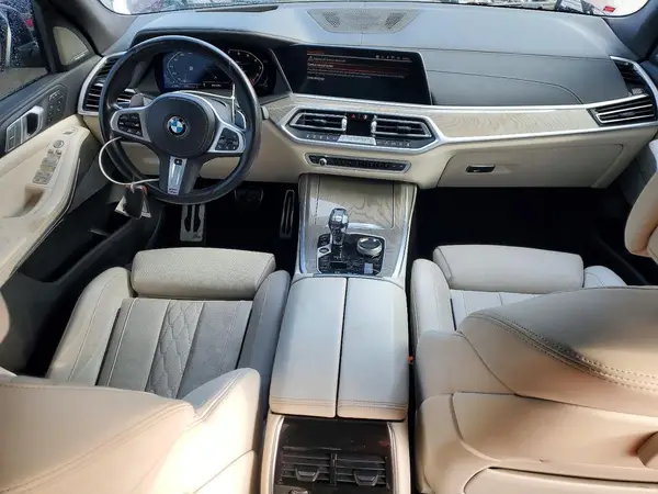 5UXCX6C03N9K54911 2022 BMW X7 - Image 8