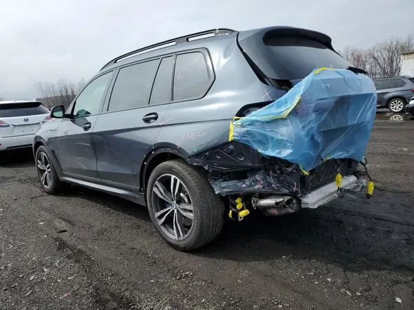 5UXCX6C03N9M31330 2022 BMW X7 - Image 2