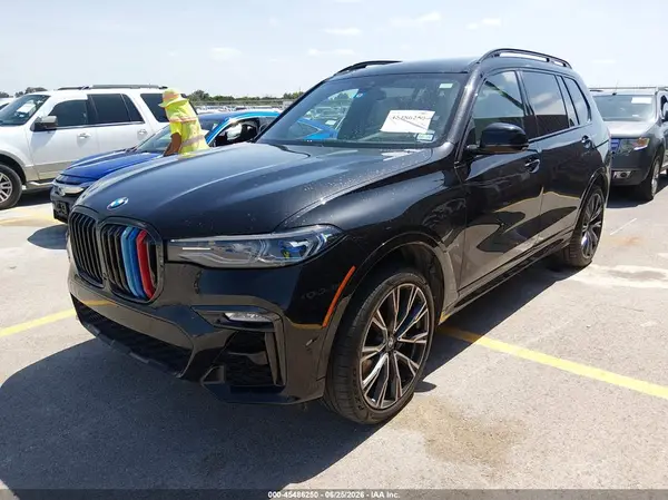 5UXCX6C04L9C03529 2020 BMW X7 - Image 2