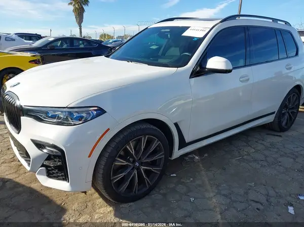 5UXCX6C04M9F16694 2021 BMW X7 - Image 2