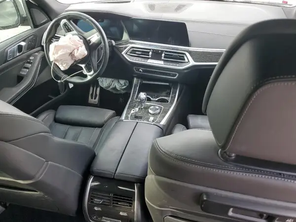 5UXCX6C04N9L15604 2022 BMW X7 - Image 8