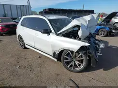 5UXCX6C04N9L32676 2022 BMW X7