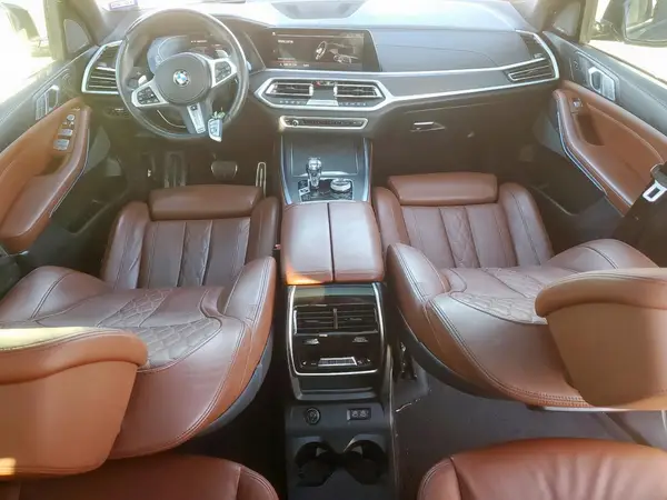 5UXCX6C04N9N00722 2022 BMW X7 - Image 8
