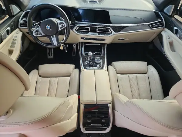 5UXCX6C05M9H63061 2021 BMW X7 - Image 8