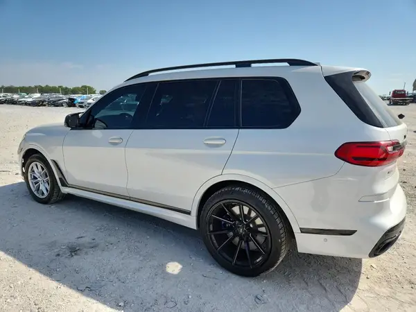5UXCX6C06L9C57172 2020 BMW X7 - Image 2