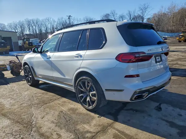 5UXCX6C06N9J07336 2022 BMW X7 - Image 2