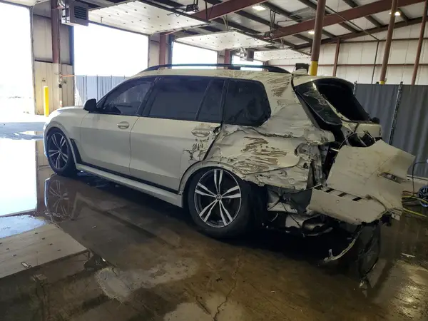 5UXCX6C06N9J55872 2022 BMW X7 - Image 2