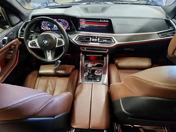 5UXCX6C06N9K34670 2022 BMW X7 - Image 8