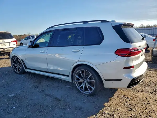 5UXCX6C06N9K96084 2022 BMW X7 - Image 2