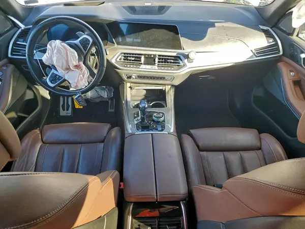 5UXCX6C06N9K96084 2022 BMW X7 - Image 8