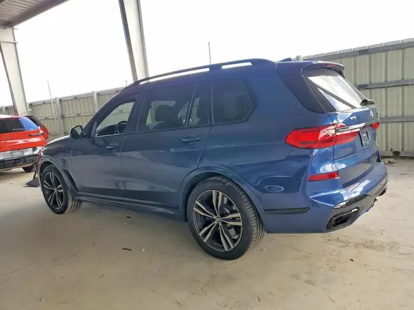 5UXCX6C06N9K98269 2022 BMW X7 - Image 2