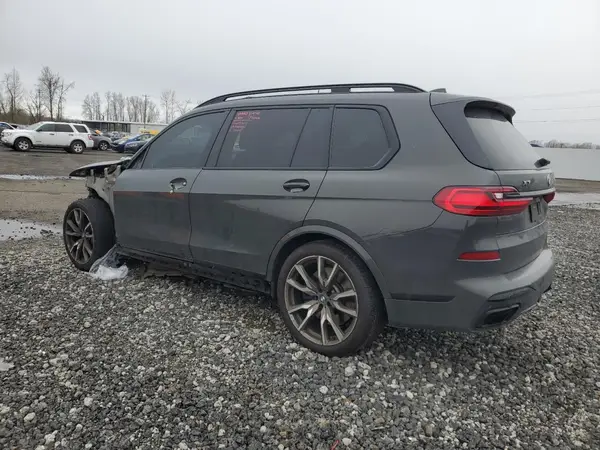 5UXCX6C06N9L68045 2022 BMW X7 - Image 2