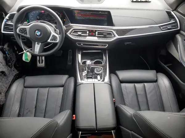 5UXCX6C06N9L68045 2022 BMW X7 - Image 8