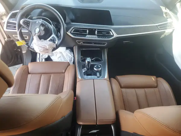5UXCX6C07LLE35884 2020 BMW X7 - Image 8