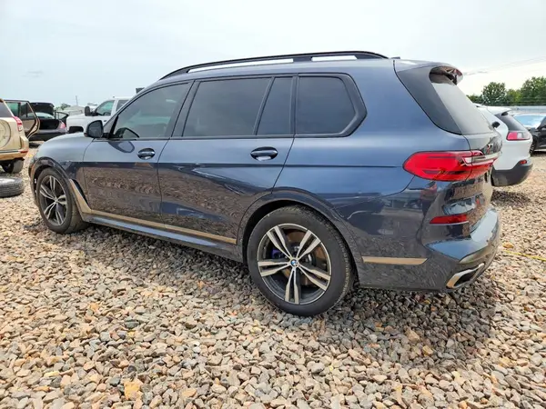 5UXCX6C07M9E34894 2021 BMW X7 - Image 2
