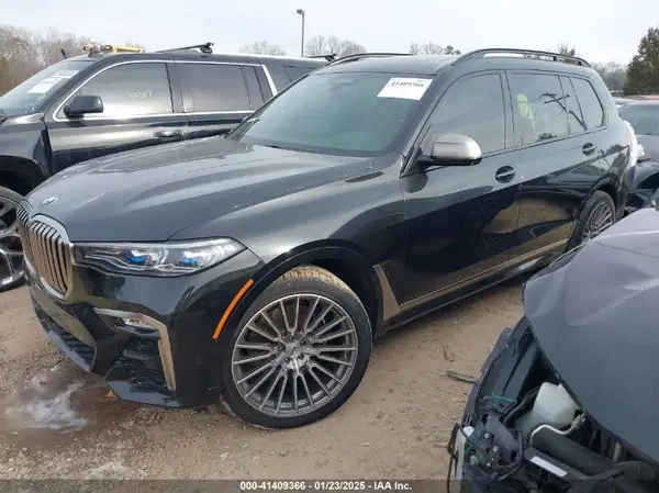 5UXCX6C07M9G39230 2021 BMW X7 - Image 2
