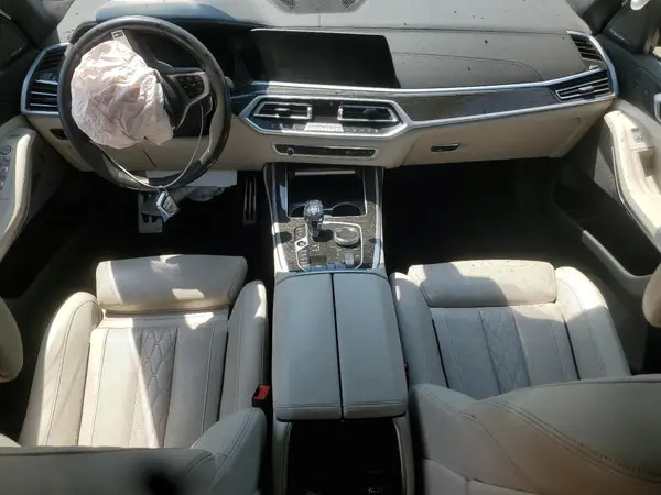 5UXCX6C07M9H31891 2021 BMW X7 - Image 8
