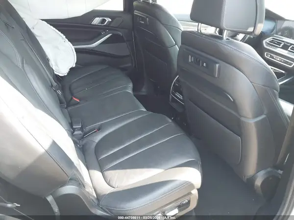5UXCX6C07N9J52835 2022 BMW X7 - Image 8
