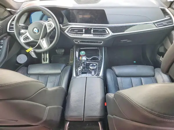 5UXCX6C07N9M11002 2022 BMW X7 - Image 7