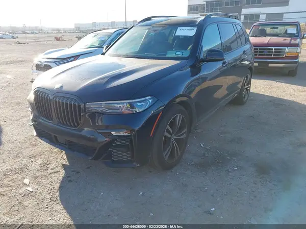 5UXCX6C08L9B26308 2020 BMW X7 - Image 2