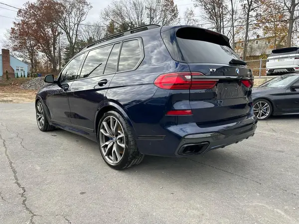 5UXCX6C08L9B32979 2020 BMW X7 - Image 2