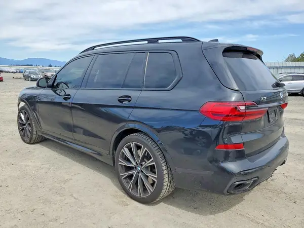 5UXCX6C08LLE35604 2020 BMW X7 - Image 2