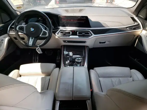 5UXCX6C08M9F30579 2021 BMW X7 - Image 8
