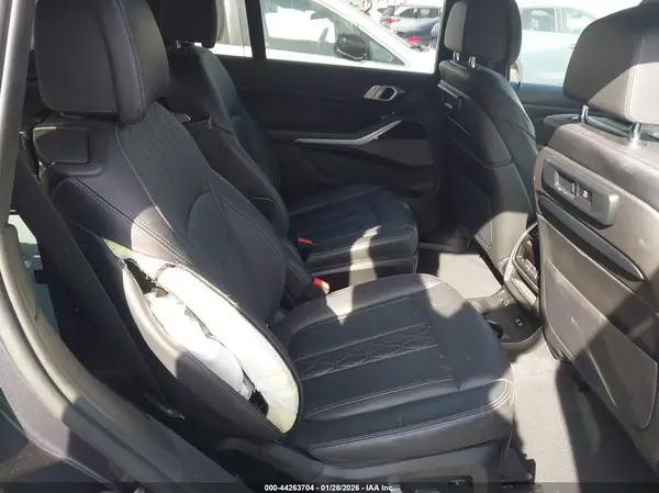 5UXCX6C08M9G73581 2021 BMW X7 - Image 8
