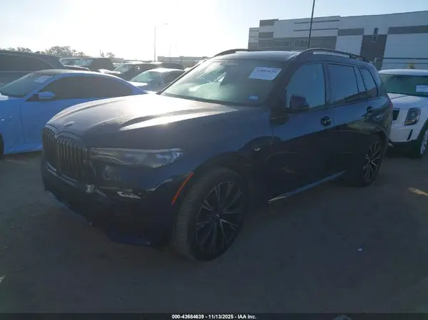 5UXCX6C08N9L67804 2022 BMW X7 - Image 2