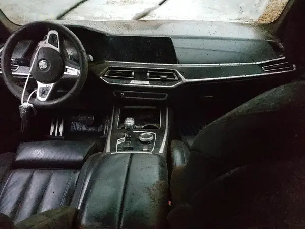 5UXCX6C09LLE35837 2020 BMW X7 - Image 8