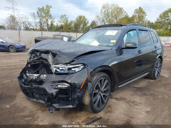 5UXCX6C09M9G23028 2021 BMW X7 - Image 2