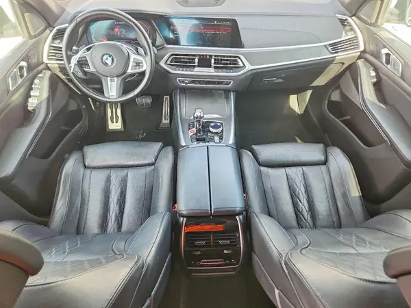 5UXCX6C09N9J04849 2022 BMW X7 - Image 8