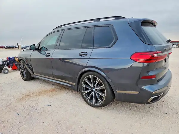 5UXCX6C09N9K08967 2022 BMW X7 - Image 2