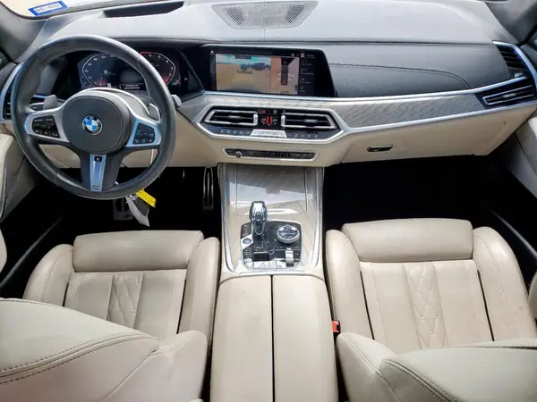 5UXCX6C09N9M37665 2022 BMW X7 - Image 8