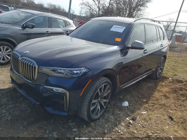 5UXCX6C0XL9B35544 2020 BMW X7 - Image 2
