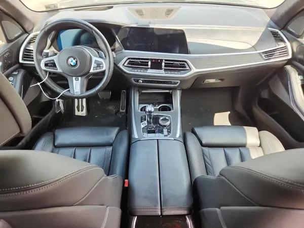 5UXCX6C0XL9C89042 2020 BMW X7 - Image 8