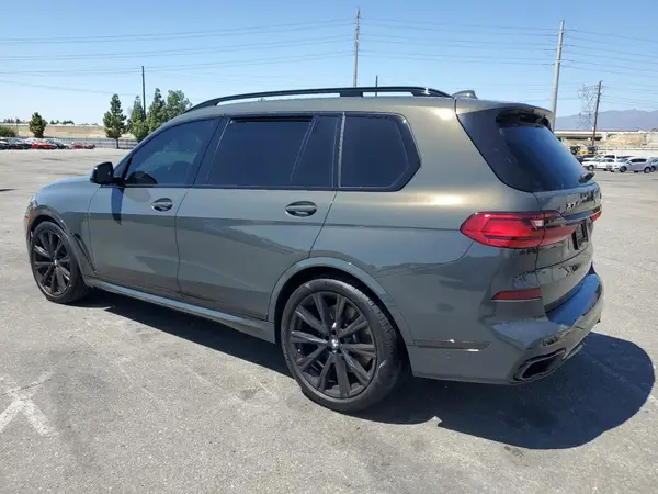 5UXCX6C0XM9G16637 2021 BMW X7 - Image 2